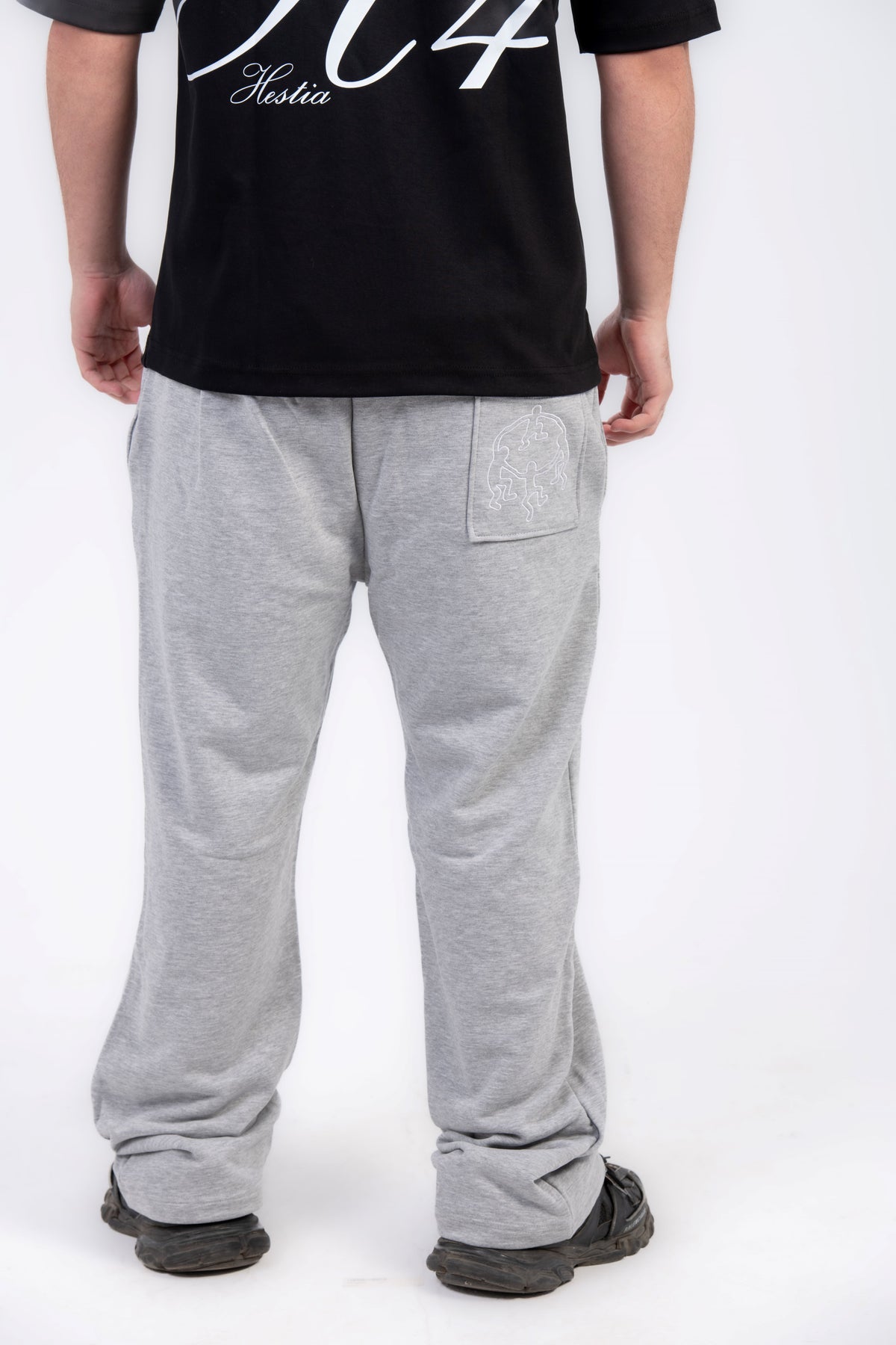 SIGNATURE SWEATPANTS